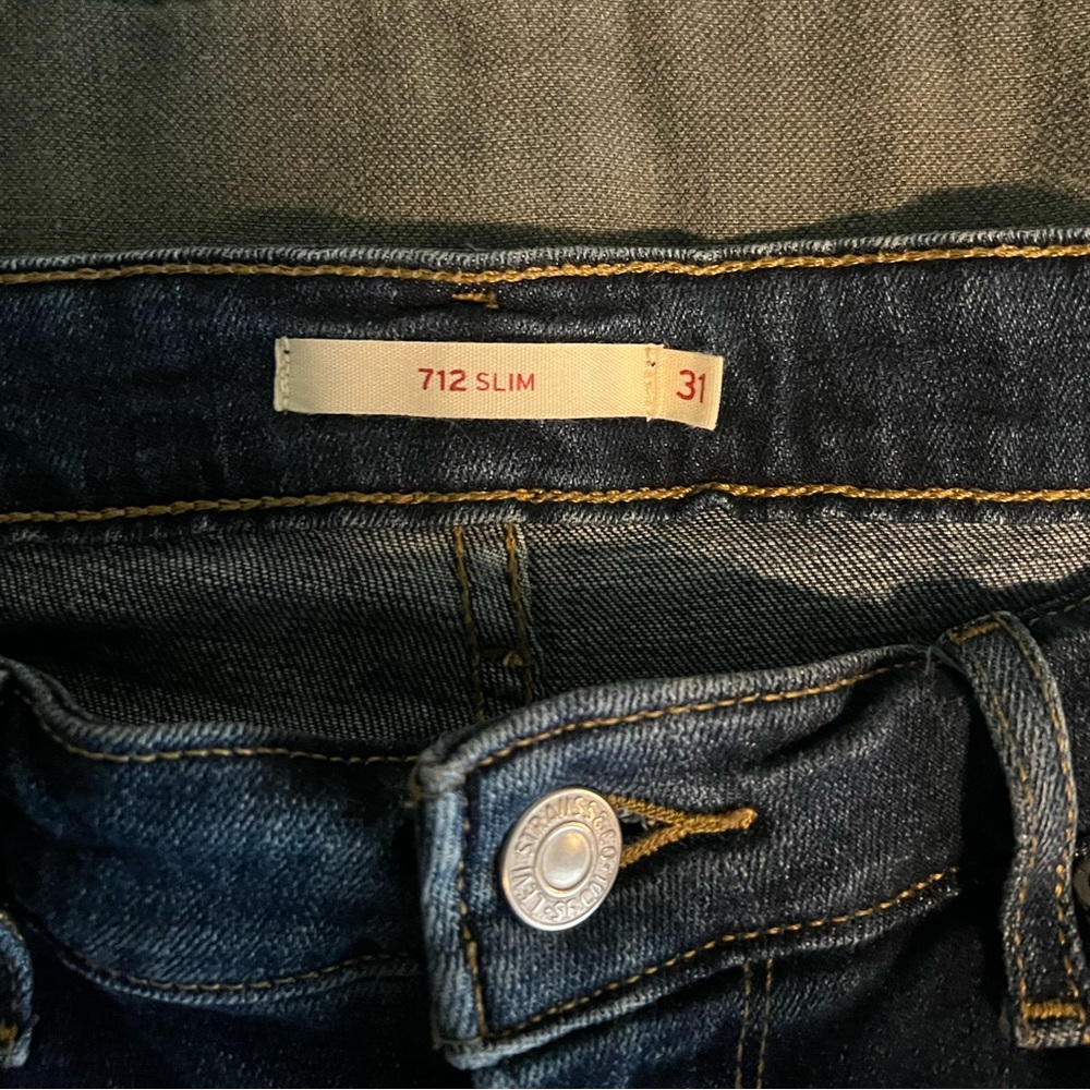 LEVIS - Picture 4 of 5
